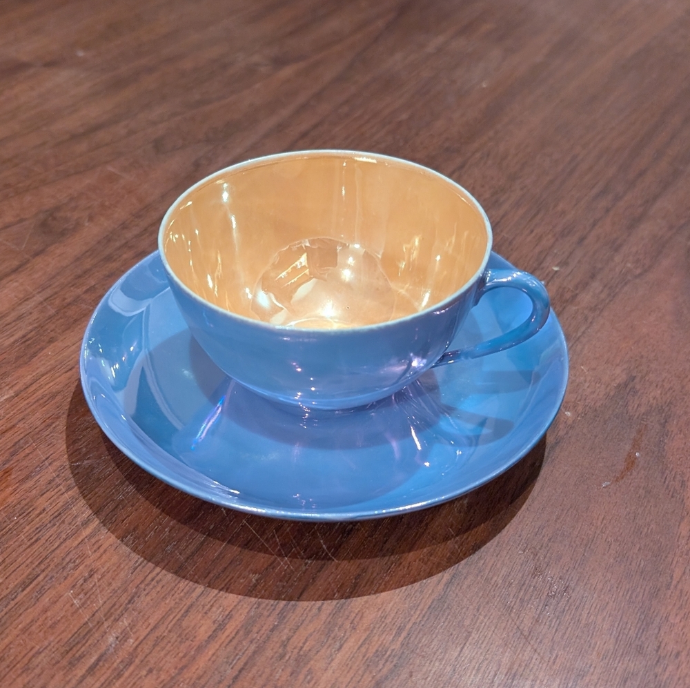 Vintage Meito China Tea Cups & Saucers – Set of 9 – Hand Painted – Made in Japan - Picture 7 of 8